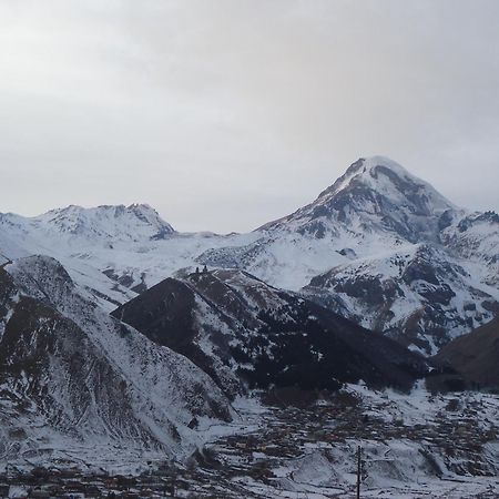 Guest House Sabauri Kazbegi Exterior foto